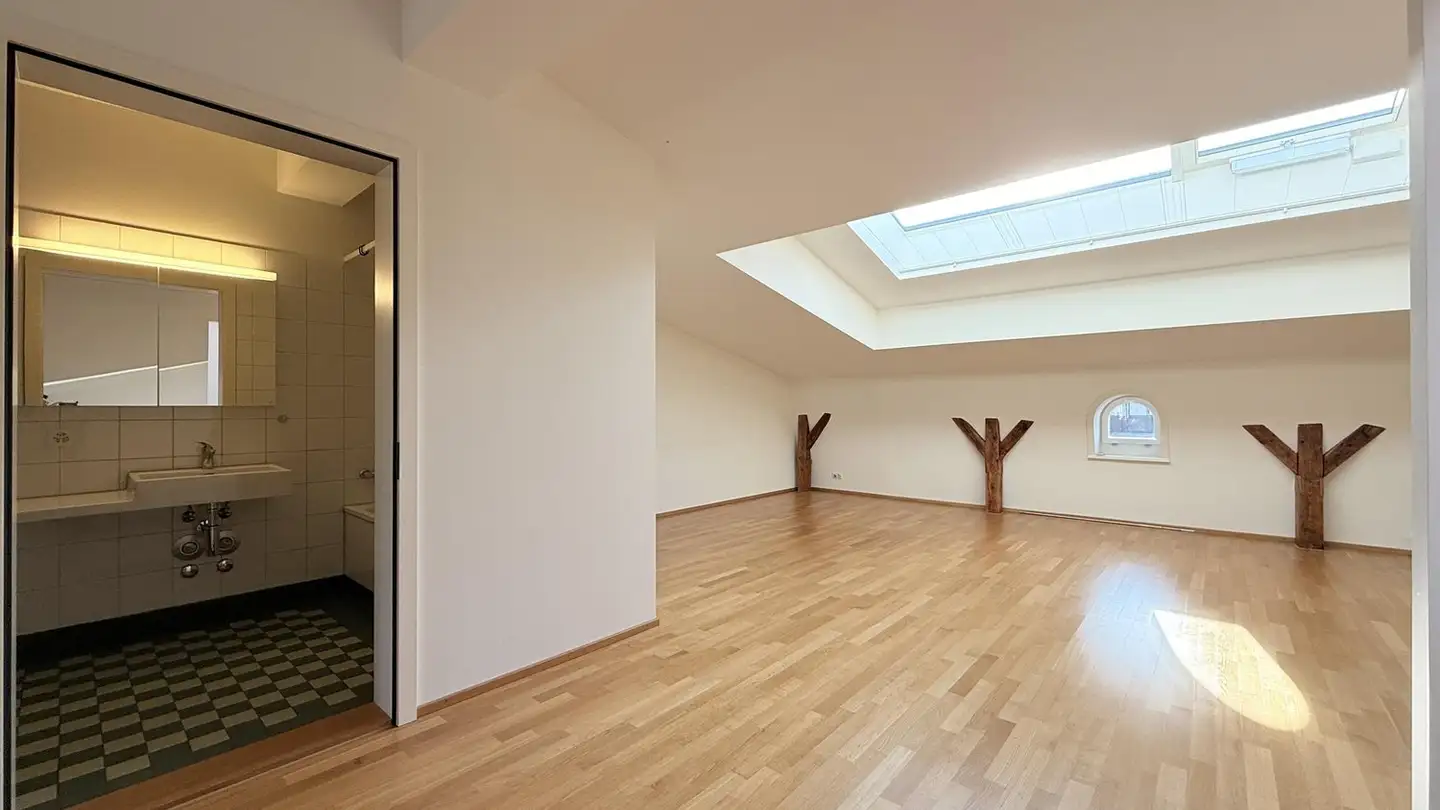 Attic flat for rent - Burgfelderstrasse 12, 4055 Basel - Photo 3