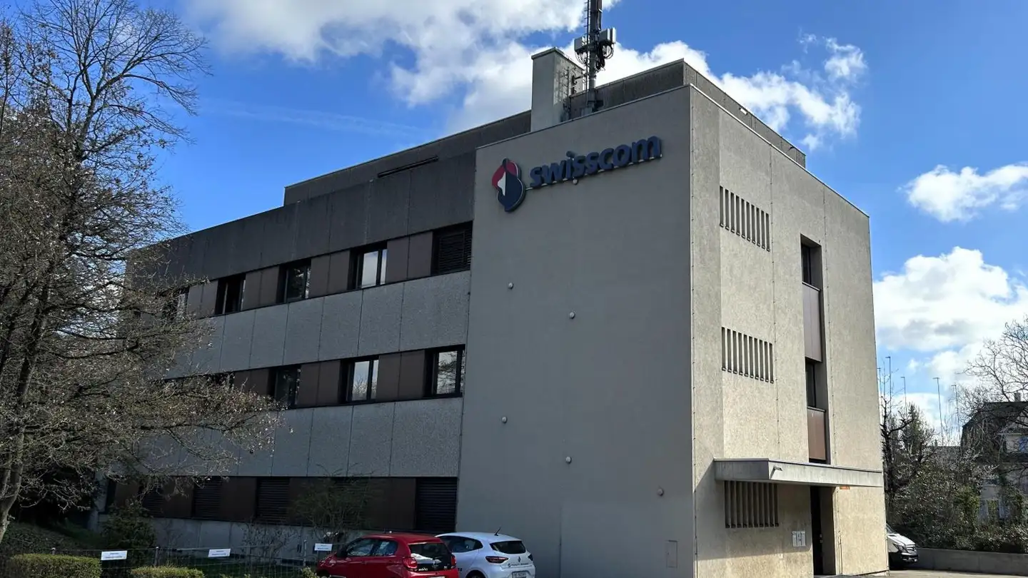 Commercial à louer - Zur Neumatt 1, 4450 Sissach
