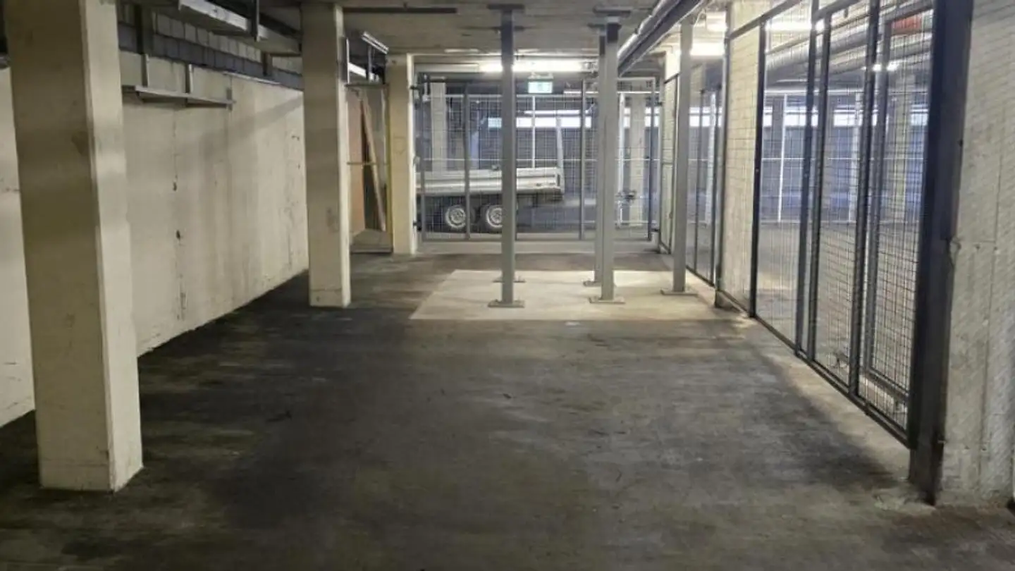 Storage space for rent - 2800 Delémont