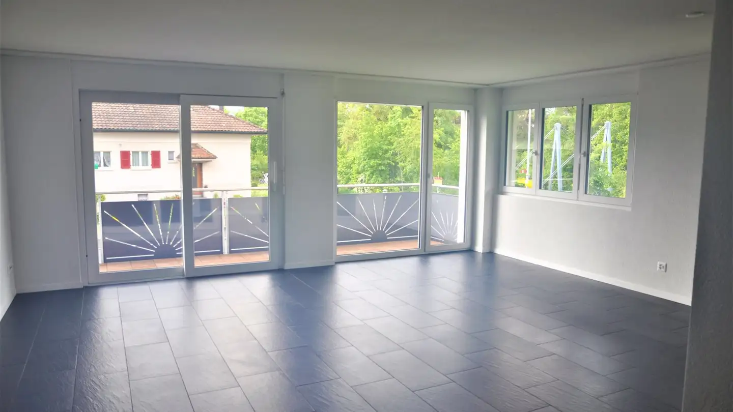 Apartment for rent - Aarestrasse 66, 3613 Steffisburg - Photo 2