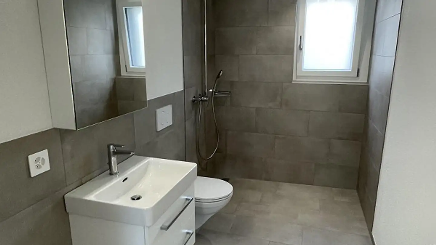 Wohnung mieten - Achenbergstrasse 39b, 5322 Koblenz - Foto 2