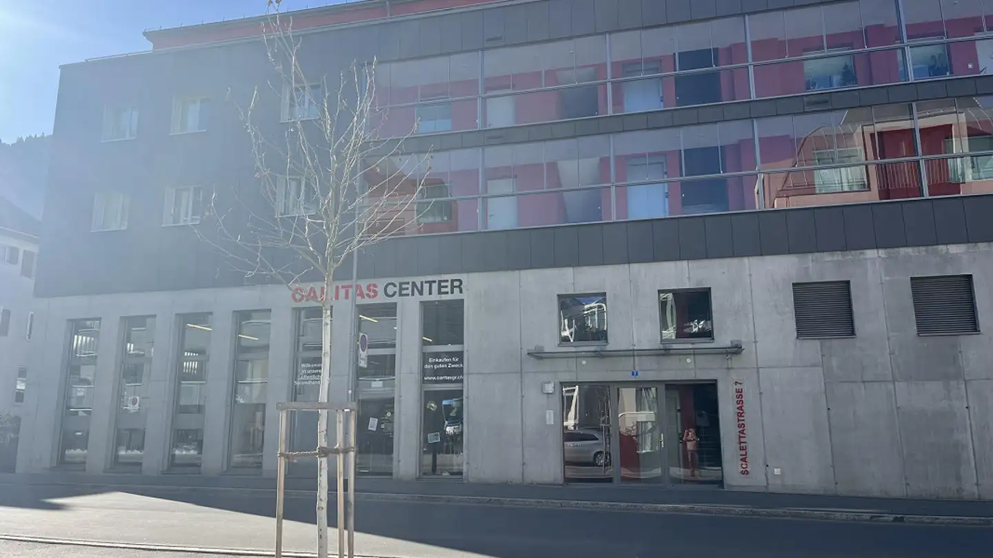 Place de parking souterraine à louer - Scalettastrasse 7, 7000 Chur - Photo 2