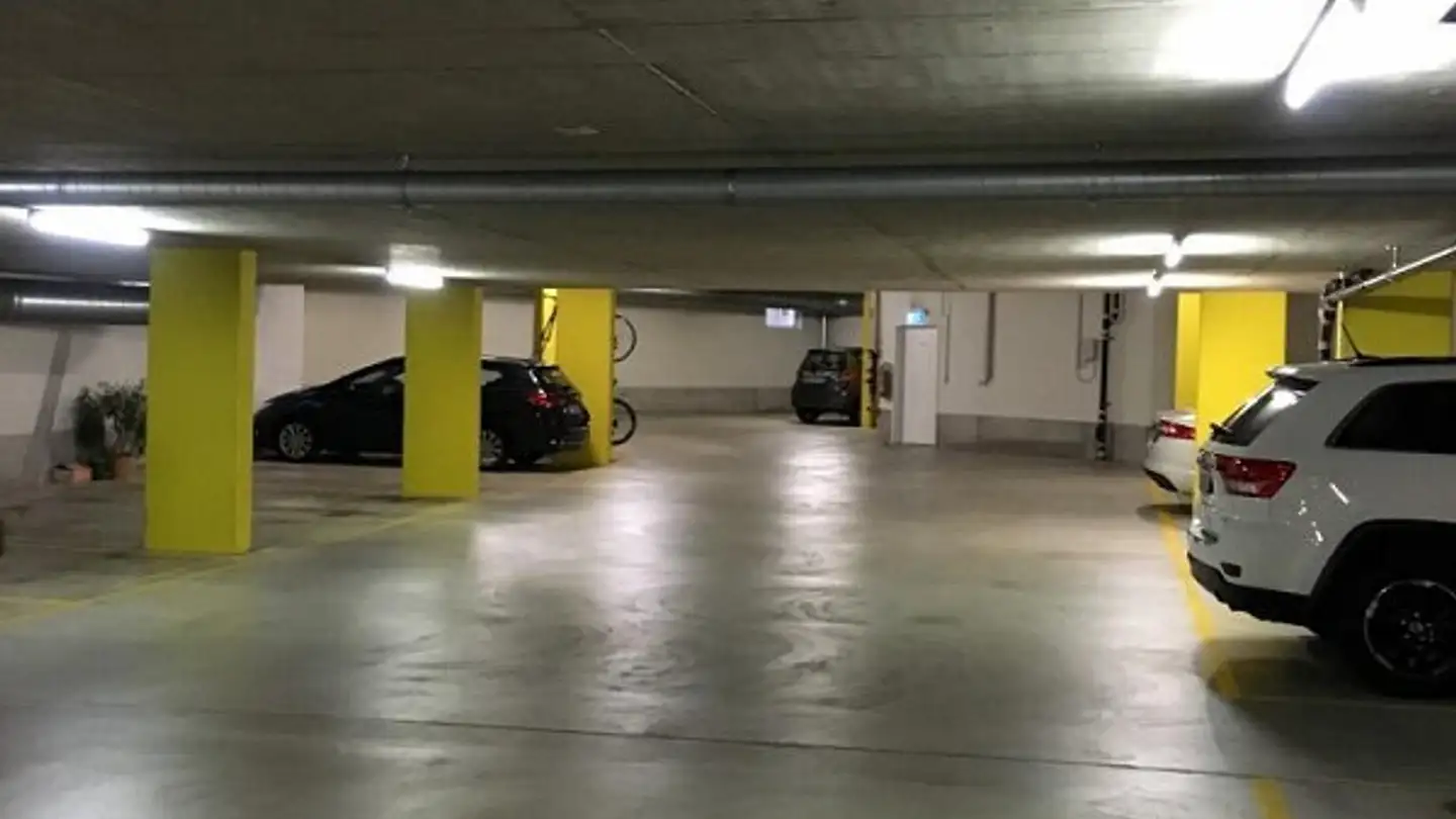 Underground parking space for rent - Hamelirainstrasse 18, 8302 Kloten - Photo 3