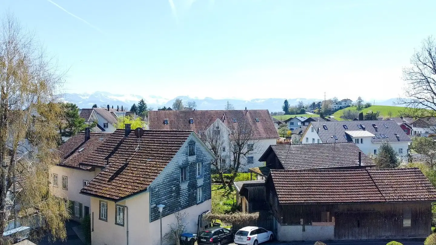 Attic flat for sale - Zelgacherstrasse 5, 8340 Hinwil