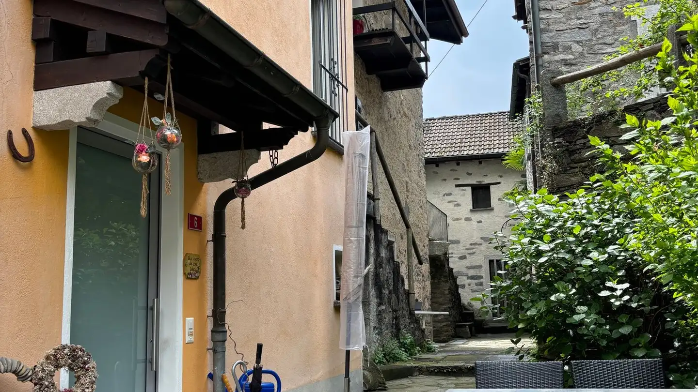 Einfamilienhaus kaufen - Via Alla Costa 6, 6646 Contra