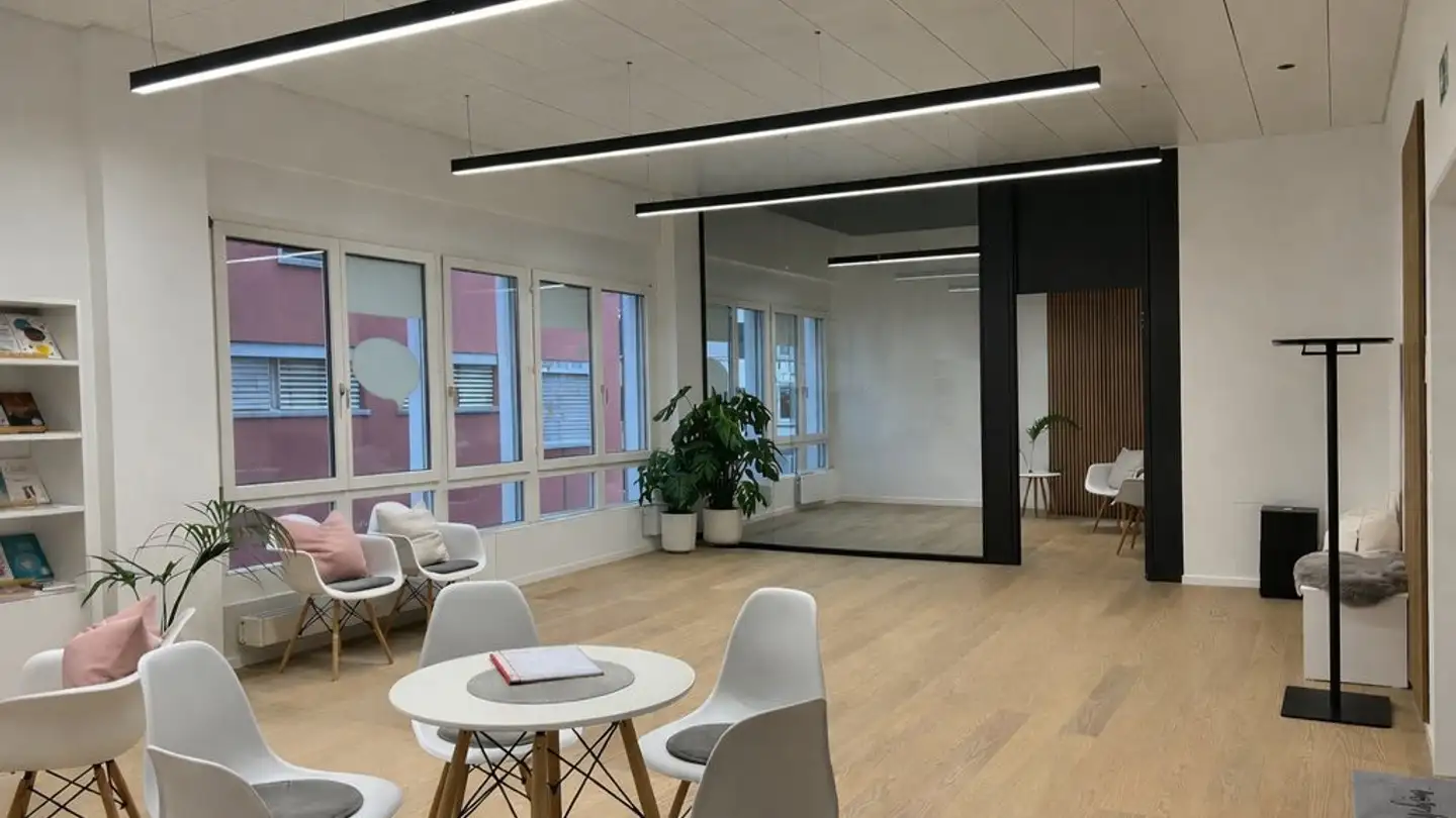 Spazio ufficio in affitto - Zürcherstrasse 48, 8953 Dietikon