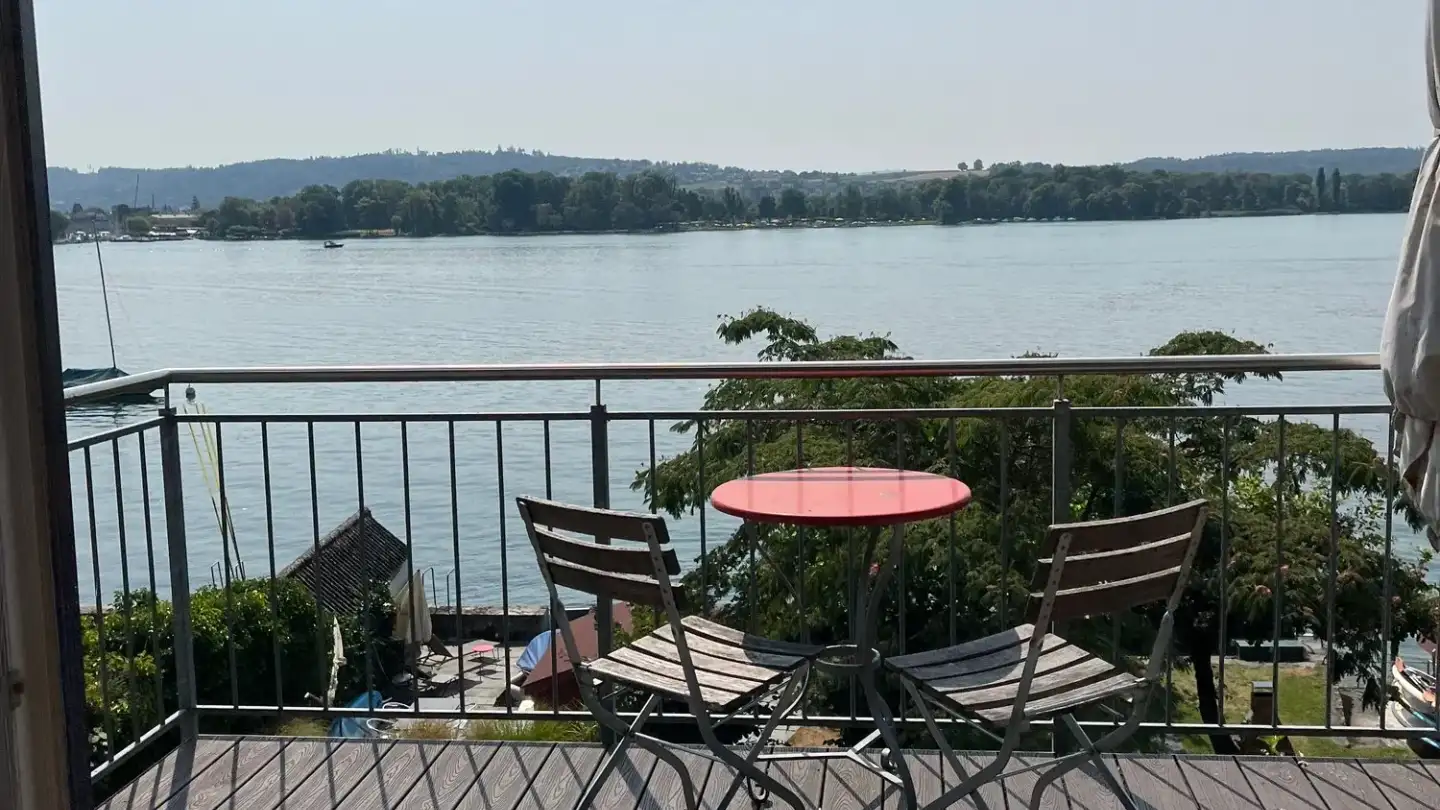 Single house for rent - Route De Neuchâtel / Neuenburgstrasse 104b, 2505 Biel/Bienne