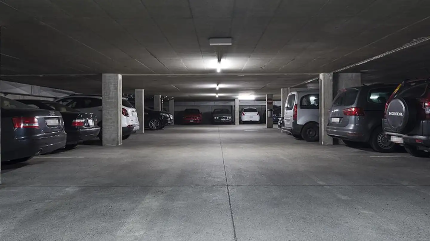 Tiefgaragenstellplatz mieten - Avenue Eugène-Pittard 1A, 1206 Genève - Foto 3