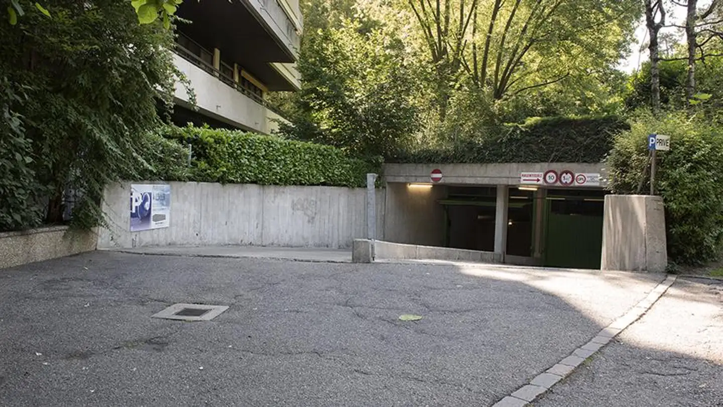 Tiefgaragenstellplatz mieten - Avenue Eugène-Pittard 1A, 1206 Genève