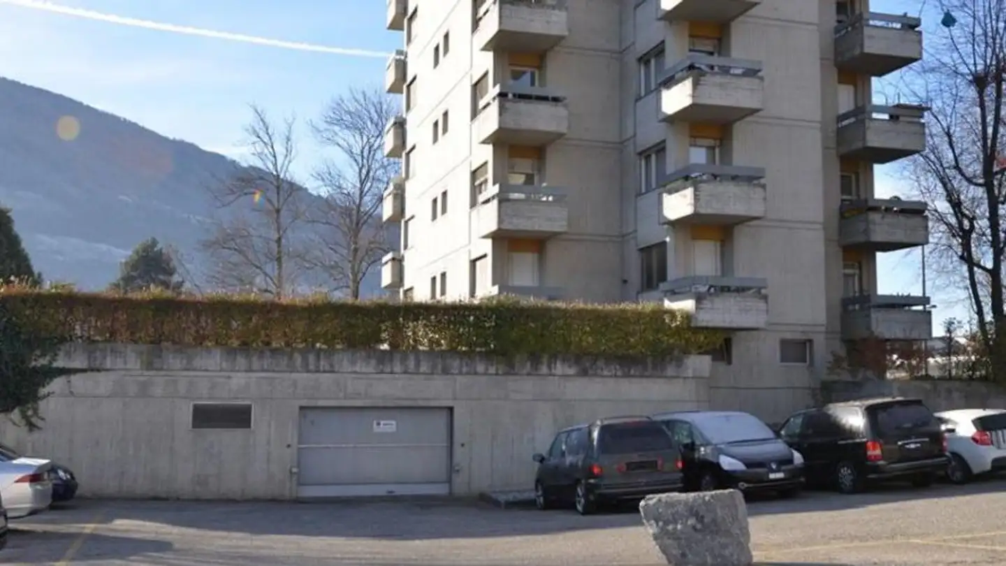 Underground parking space for rent - Route de Vissigen 2, 1950 Sion - Photo 3