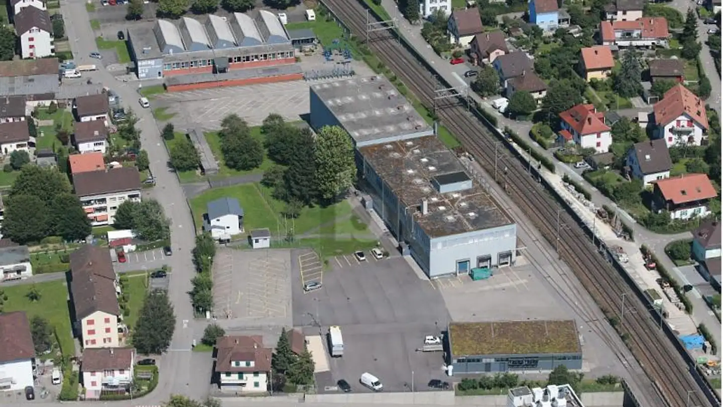 Covered parking space for rent - 4528 Zuchwil