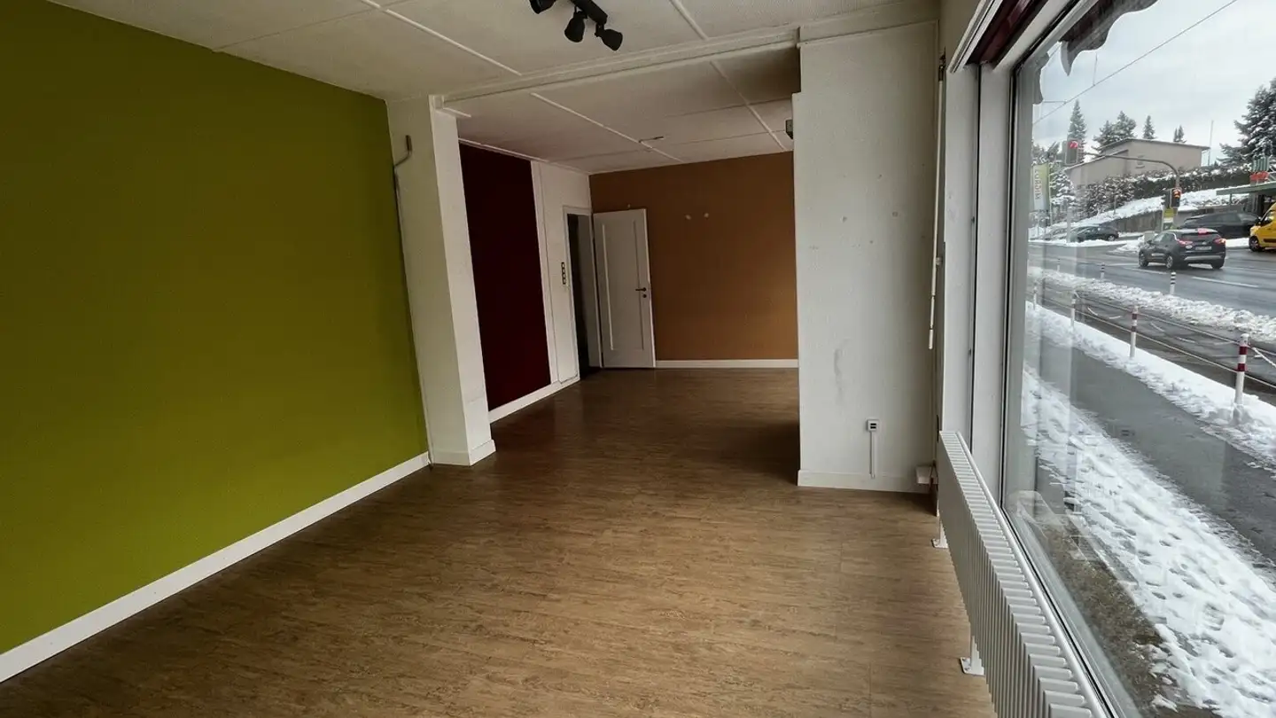 Commerciale in affitto - Langenthalstrasse, 4912 Aarwangen