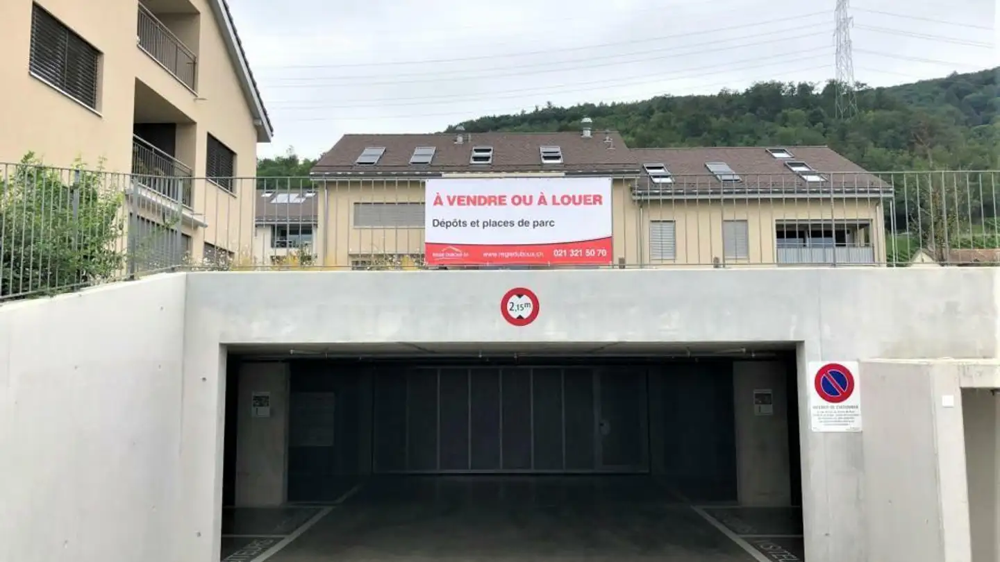 Single garage for rent - Chemin le Châtelard 9, 1182 Gilly