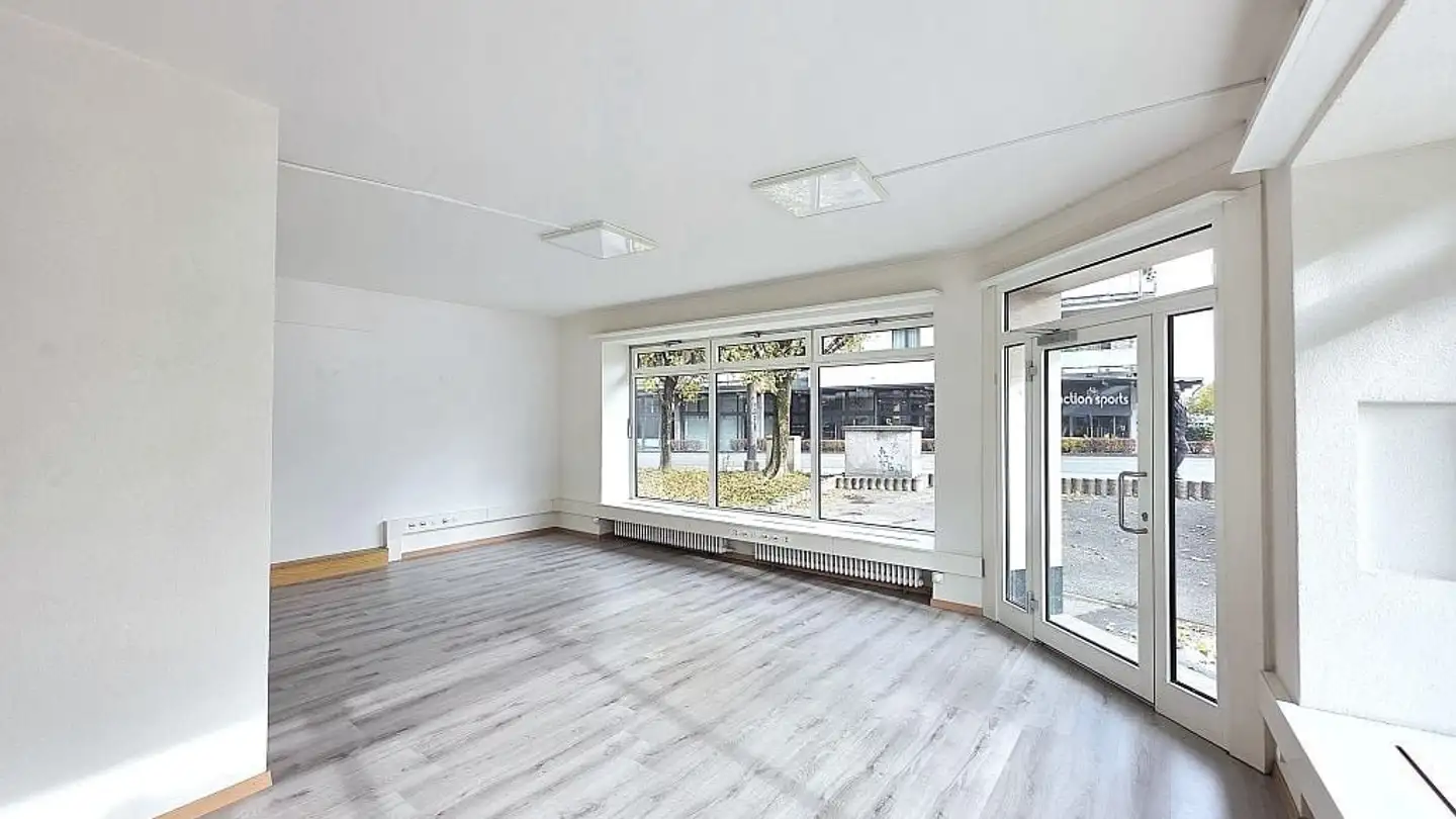 Commerciale in affitto - Chemin Du Parc / Parkweg 12, 2502 Biel/Bienne - Foto 2