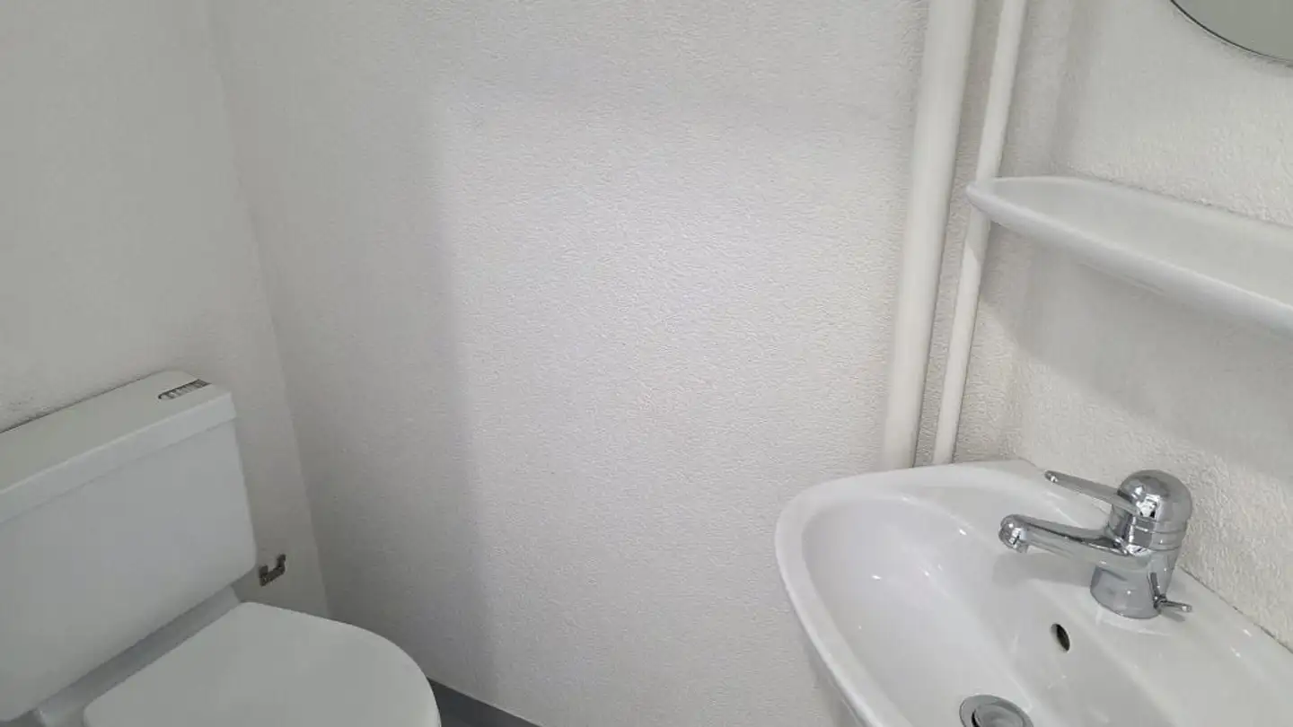 Commerciale in affitto - Chemin Du Parc / Parkweg 12, 2502 Biel/Bienne - Foto 4