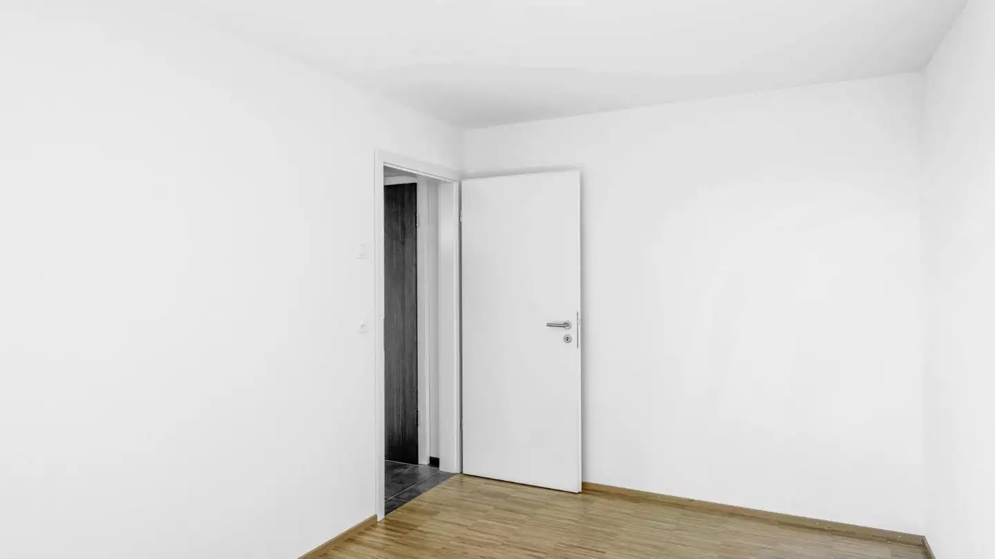 Apartment for rent - Rue de l'Evole 8, 2000 Neuchâtel - Photo 4