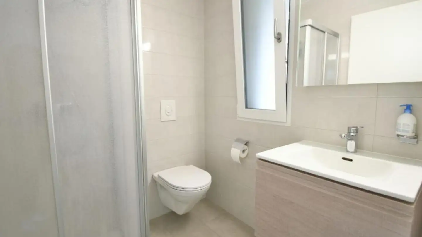 Apartment for rent - Rue du Lac 93, 1020 Renens VD - Photo 4