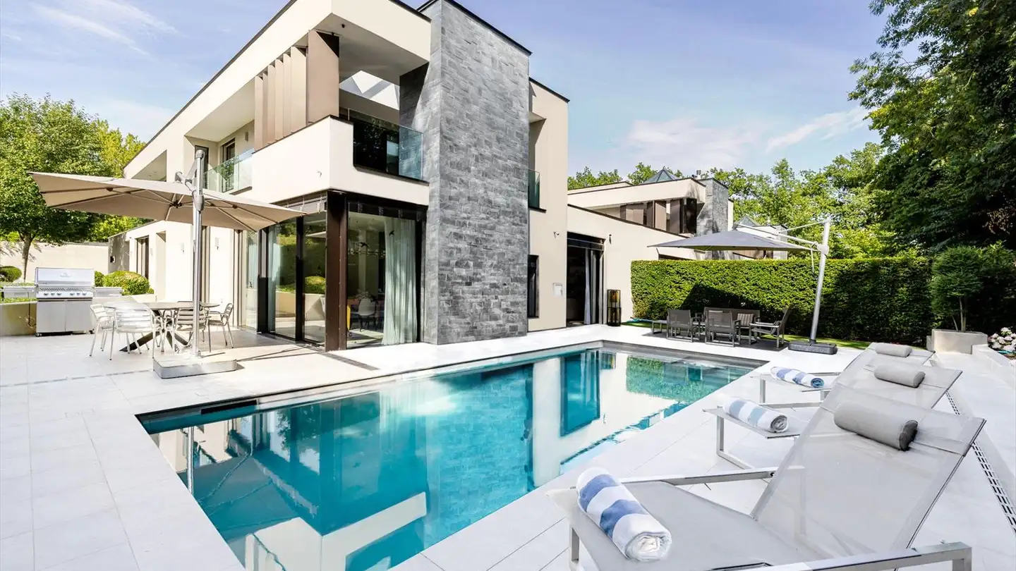 Single house for sale - 1231 Conches - Photo 2