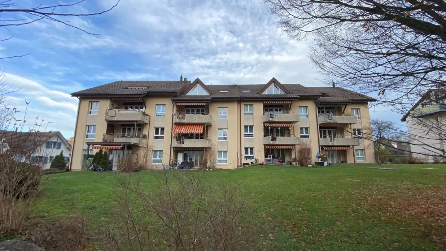 Dachgeschosswohnung mieten - Brühlwiesenstrasse 11a, 9545 Wängi