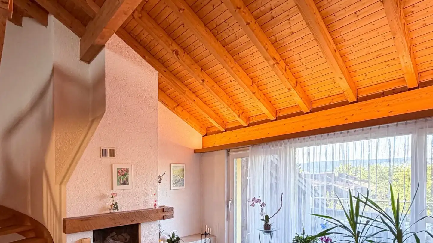 Dachgeschosswohnung mieten - Haselrainstrasse 4, 8610 Uster - Foto 4