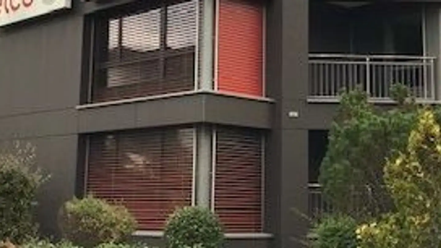 Commerciale in affitto - Emil Frey-Strasse 85, 4142 Münchenstein - Photo 2