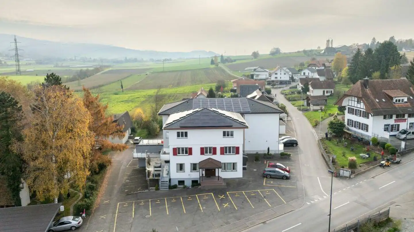 Appartement à louer - Bernstrasse 12, 3267 Seedorf BE