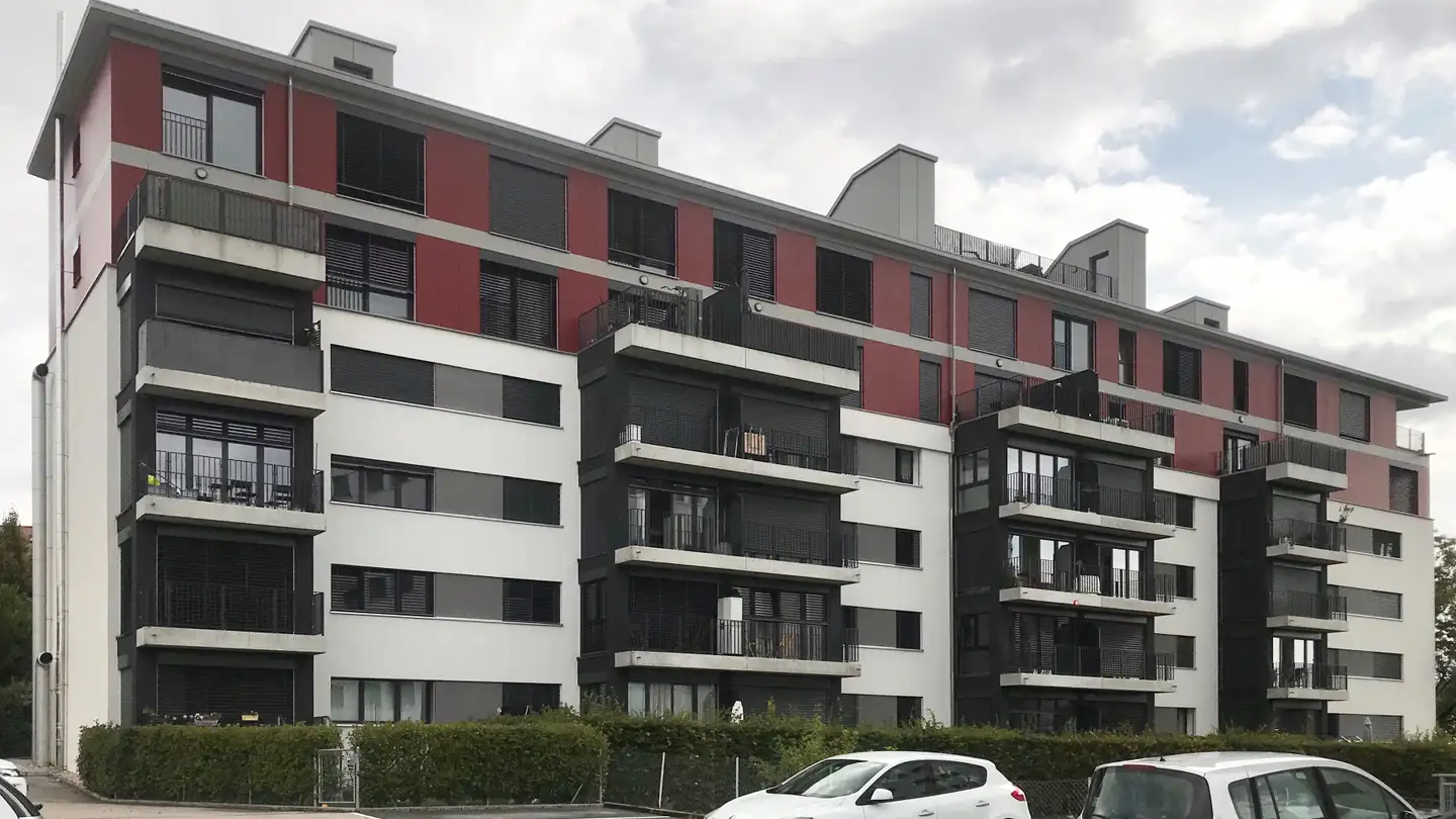 Place de parking extérieure à louer - Rue De Lausanne 52a, 1030 Bussigny