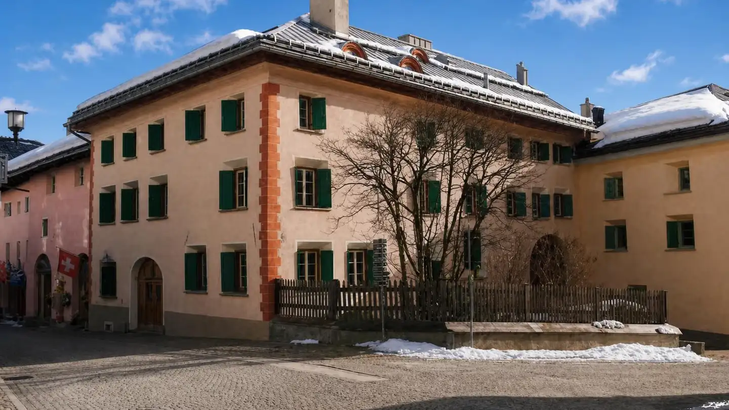 Wohnung kaufen - Stradun 108, 7524 Zuoz
