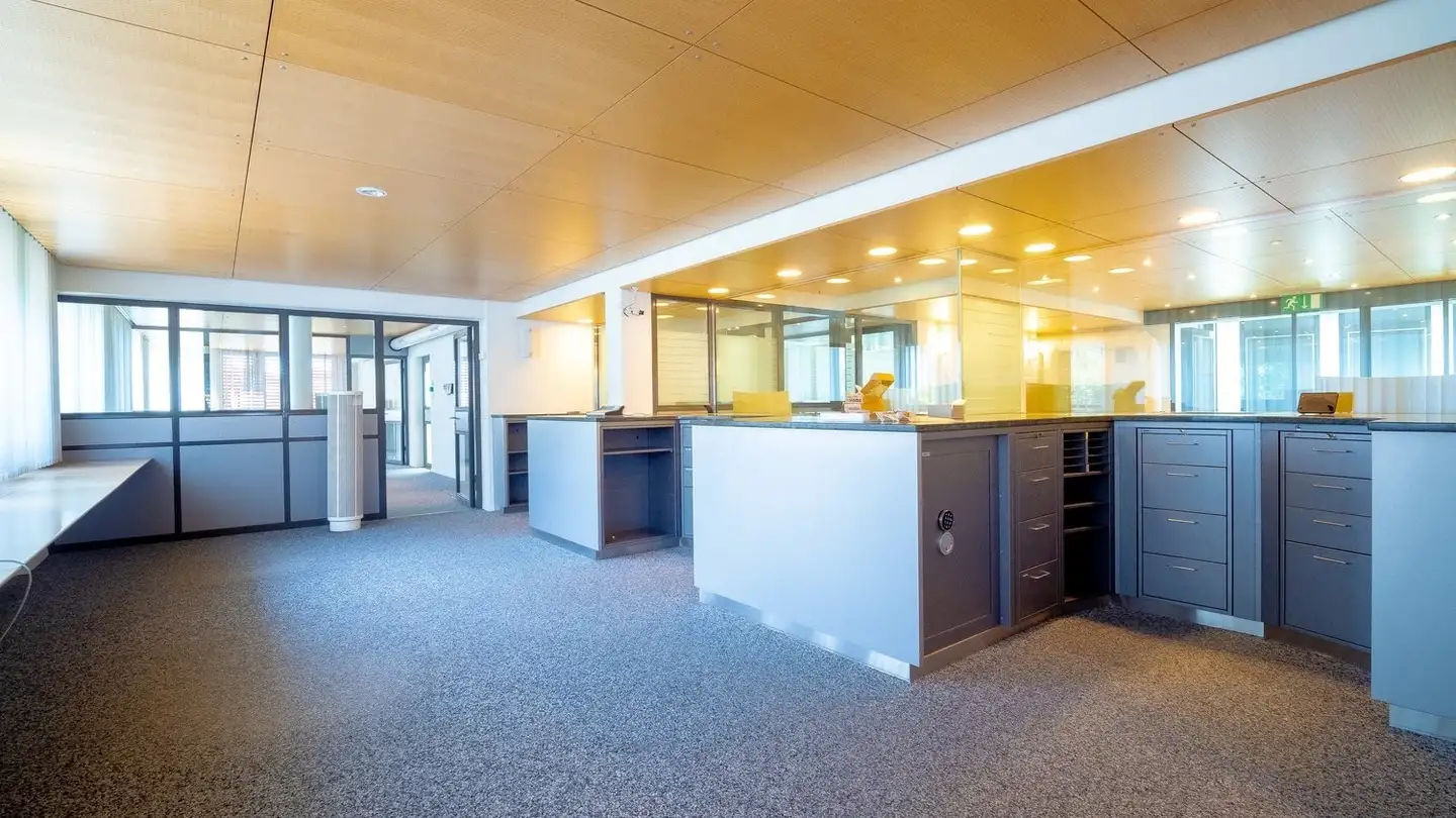 Negozio in affitto - Albligenstrasse 10, 3182 Ueberstorf