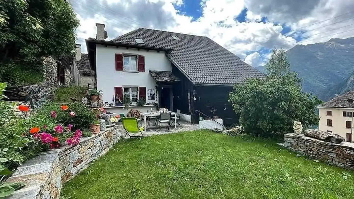 Single house for rent - 6749 Sobrio