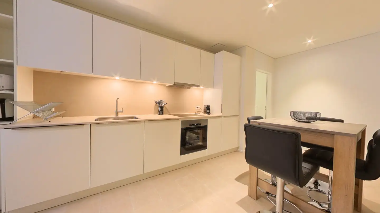 Appartement meublé à louer - Place Pury 13, 2000 Neuchâtel - Photo 4