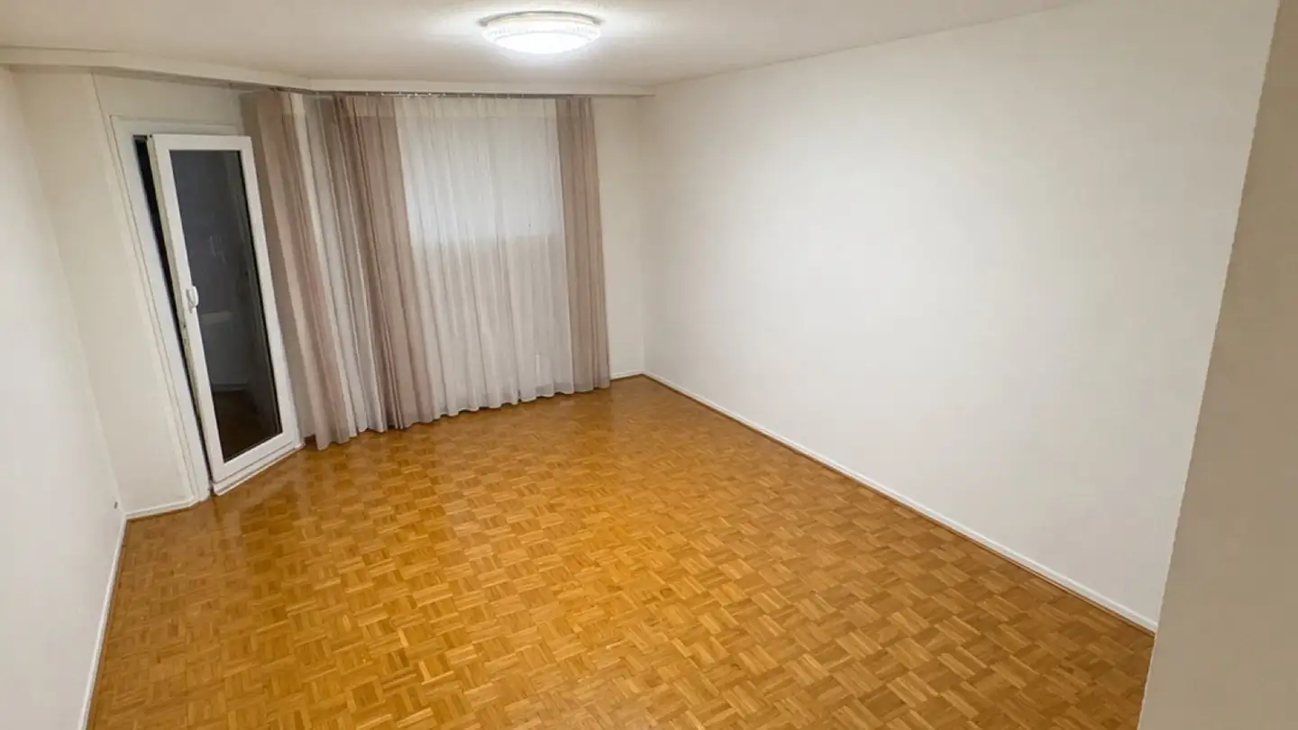 Wohnung mieten - Place De La Gare 10c, 1020 Renens VD