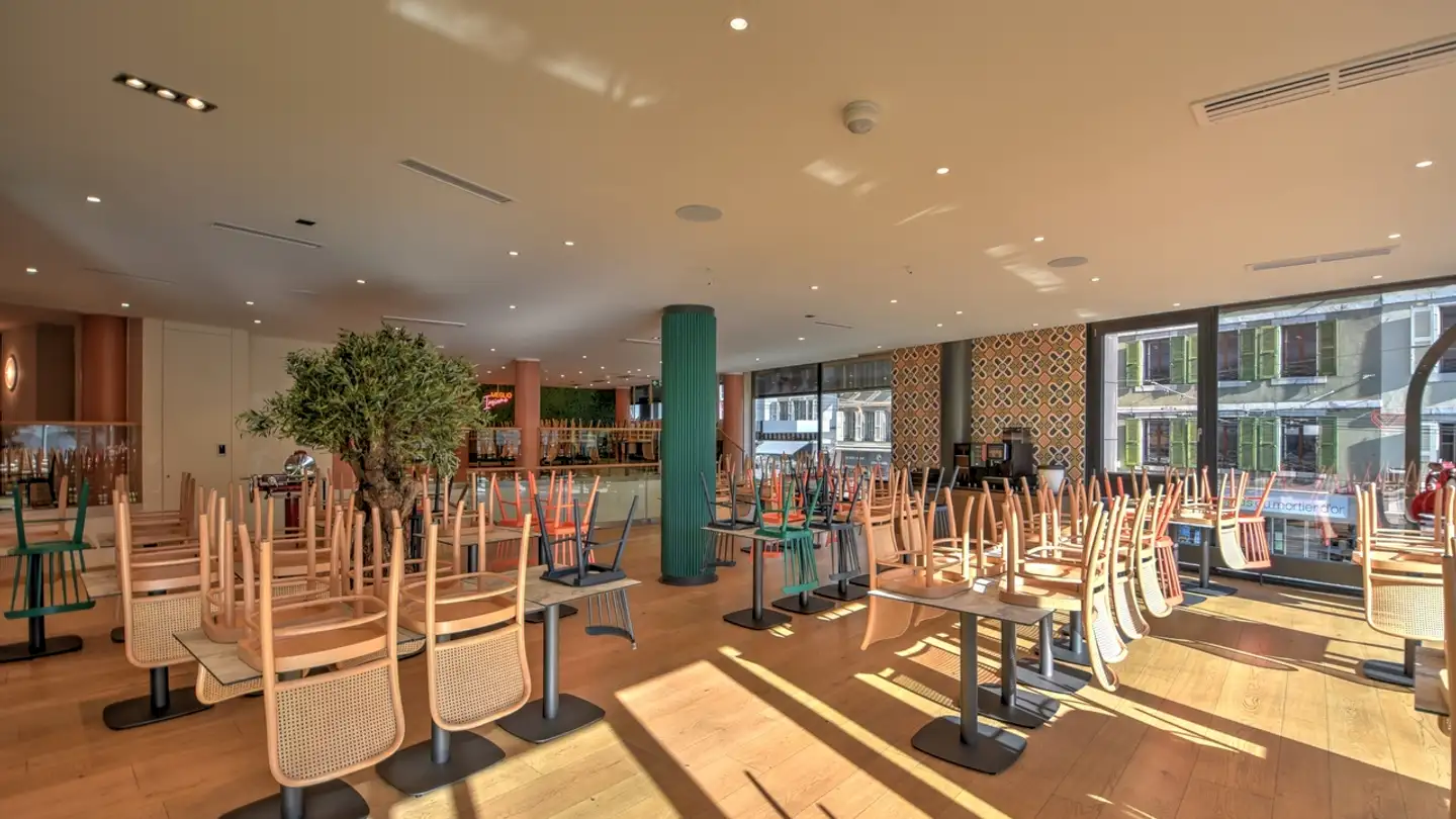 Restaurant à louer - Rue Vallin, 1201 Genève - Photo 2
