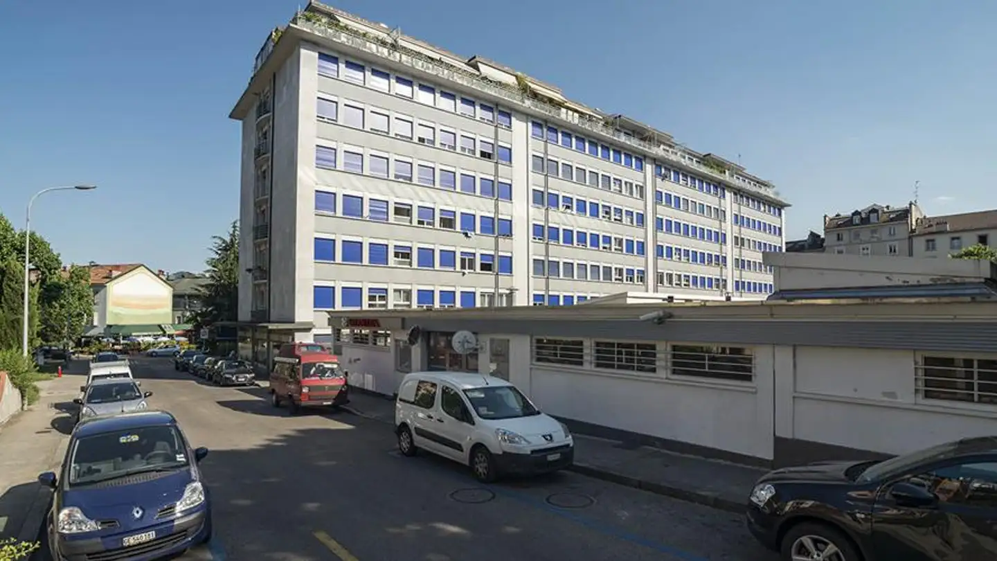 Place de parking extérieure à louer - Rue Louis- Favre 17, 1201 Genève - Photo 2