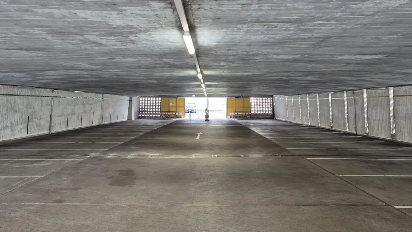 Tiefgaragenstellplatz mieten - Badenweilerstrasse 41, 4057 Basel - Foto 2