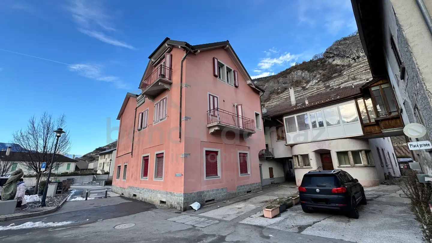 Cave house for sale - 1957 Ardon