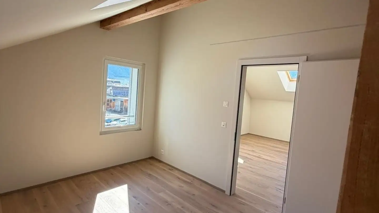 Apartment for rent - Rue Du Stade, 1926 Fully - Photo 4