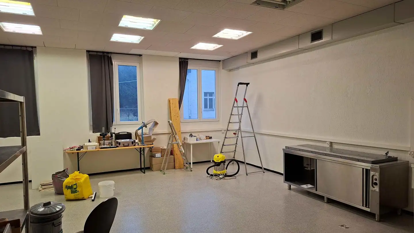 Gewerbe mieten - Herrenwisstrasse 20, 8180 Bülach