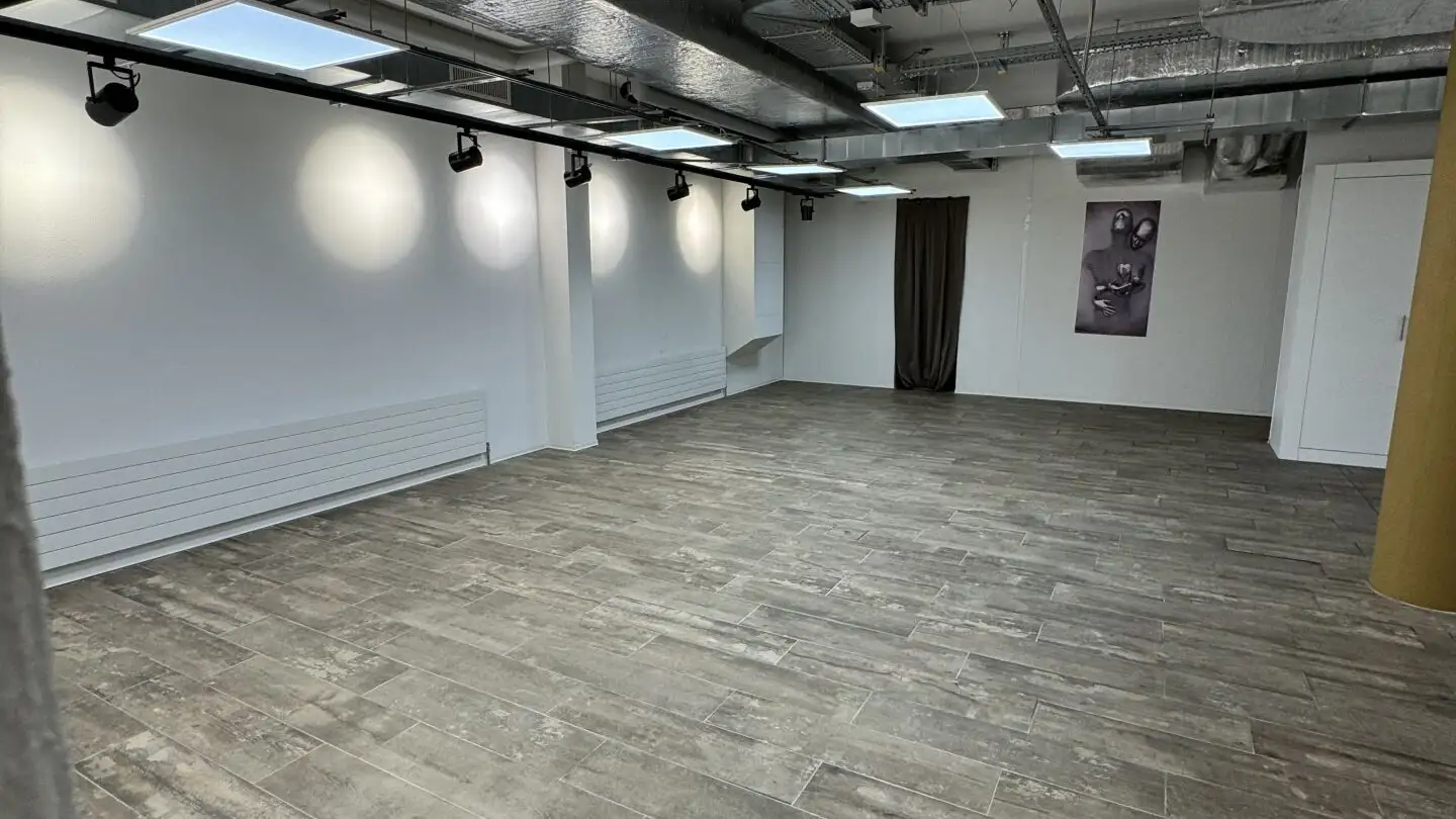 Spazio ufficio in affitto - 8050 Zürich - Photo 2