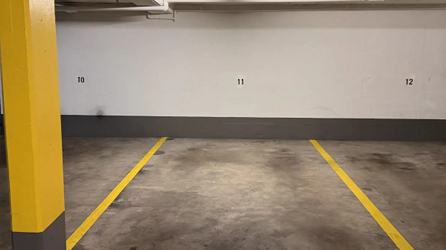 Underground parking space for rent - Sägenstrasse 8, 7000 Chur