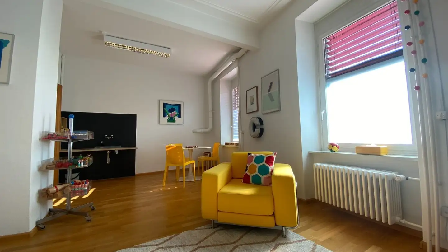 Bureau à louer - Emil Frey-Strasse 77, 4142 Münchenstein