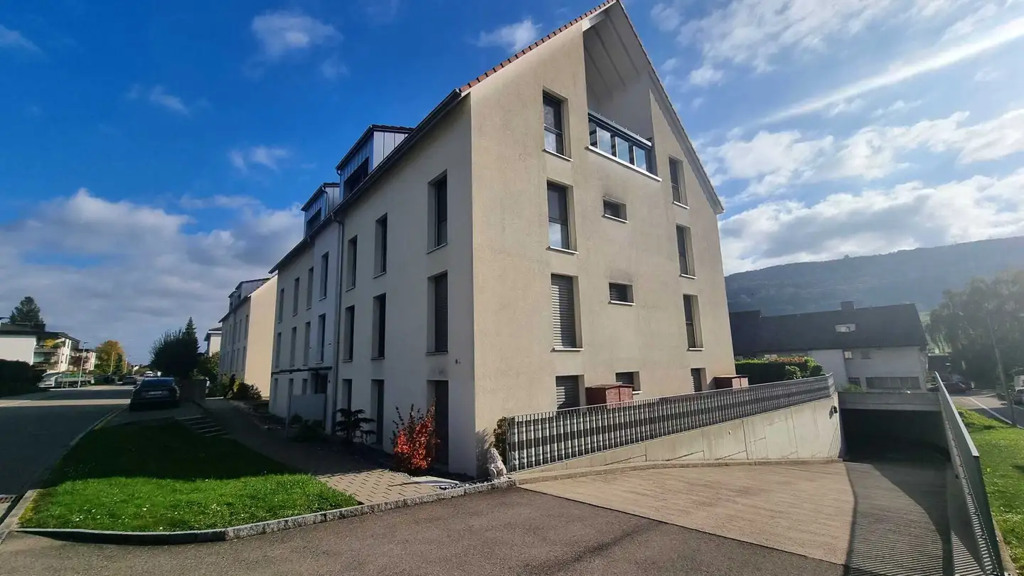 Villa for sale - Chlupfwiesstrasse, 8165 Oberweningen