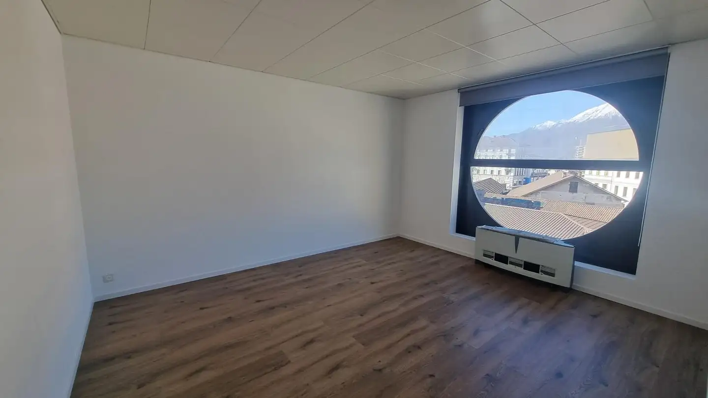 Spazio ufficio in affitto - Via Antonio Ciseri 23, 6600 Locarno - Photo 4