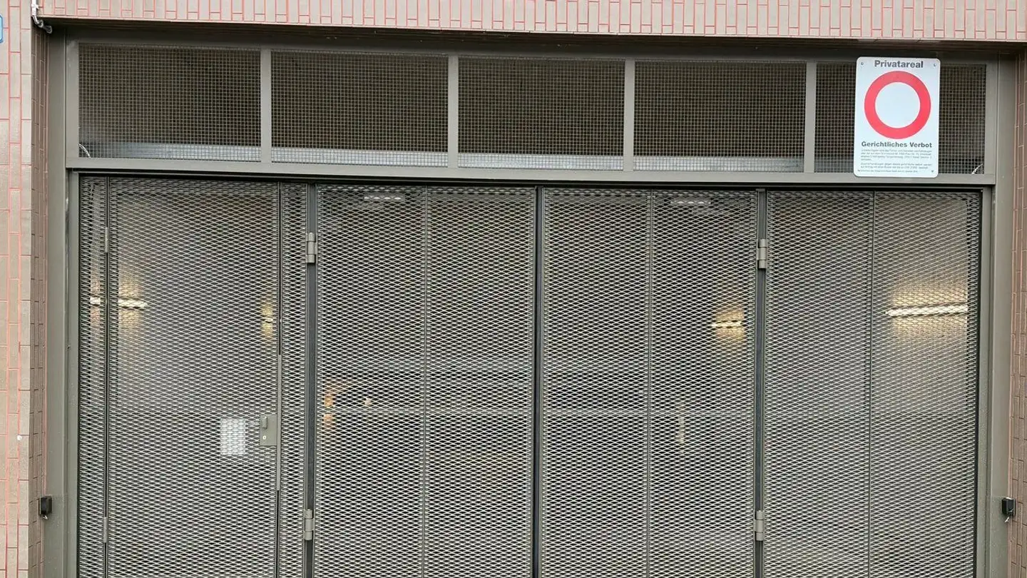 Place de parking souterraine à louer - Tangentenweg 36, 4058 Basel