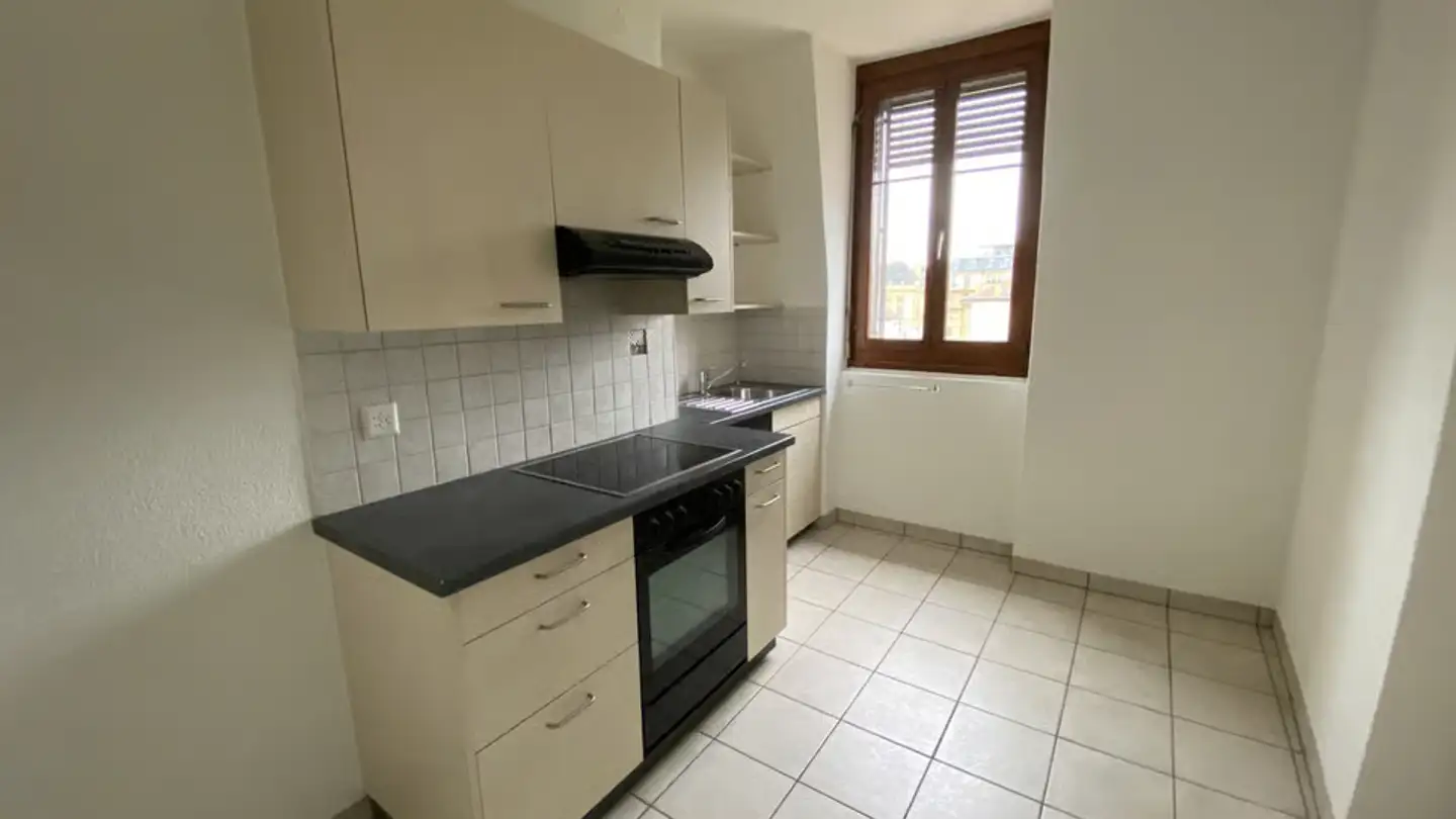 Wohnung mieten - Rue De L'orangerie 4, 2000 Neuchâtel - Foto 2