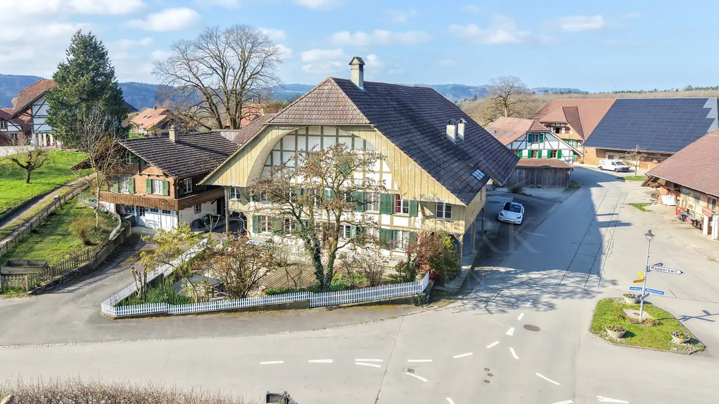 Cave house for sale - Lindenweg, 3256 Seewil