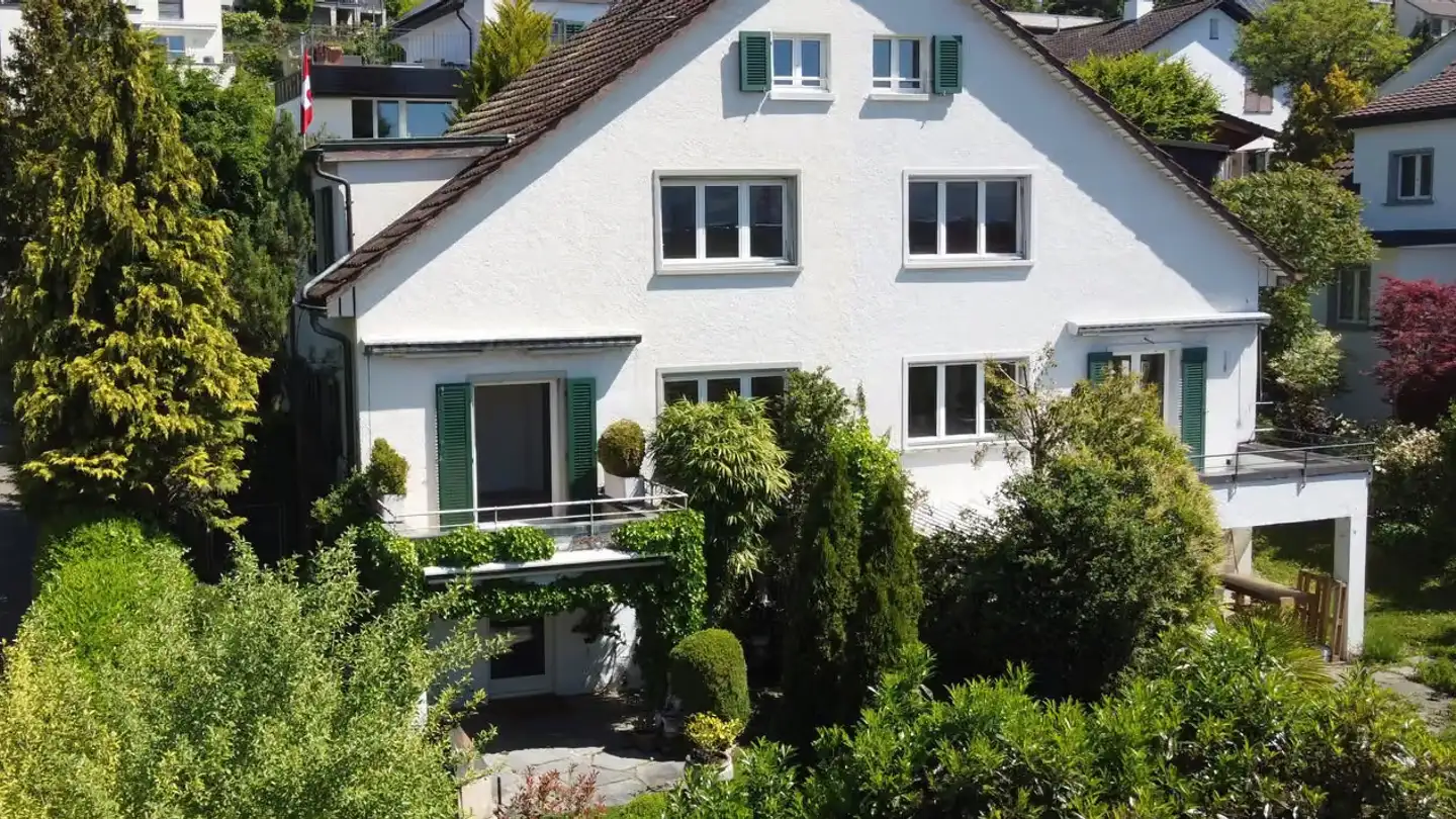 Casa bifamiliare in vendita - Bruechstrasse 165, 8706 Meilen