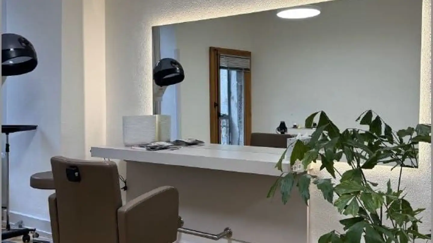 Parrucchiere in affitto - Rue Haute / Obergasse 18, 2502 Biel/Bienne - Photo 2