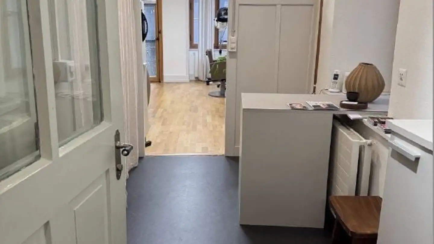 Parrucchiere in affitto - Rue Haute / Obergasse 18, 2502 Biel/Bienne - Photo 4