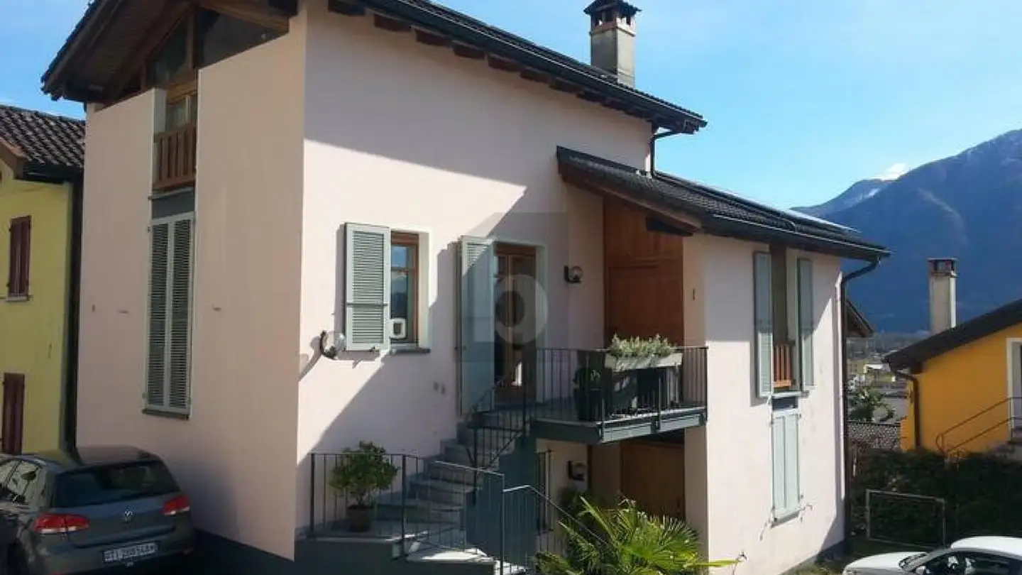 Einfamilienhaus kaufen - 6596 Gordola